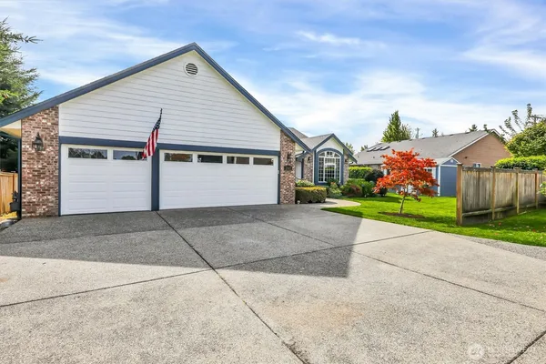 $1,274,950 | 20615 39th Avenue Southeast, Bothell, WA 98021