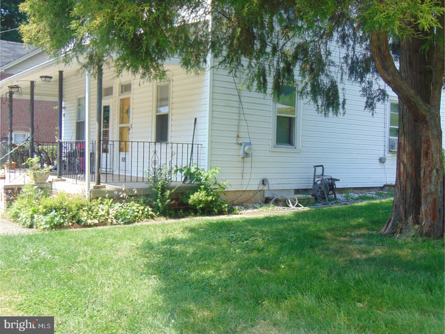 629 Convent Road Aston, PA 19014 - Photo 17 of 18 a front view of a house with a garden
