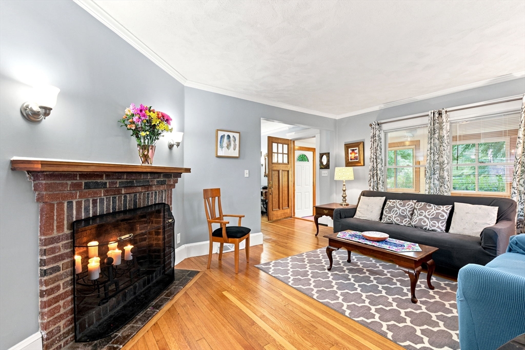 43 Southbourne Road Boston, MA 02130 - Photo 11 of 41
