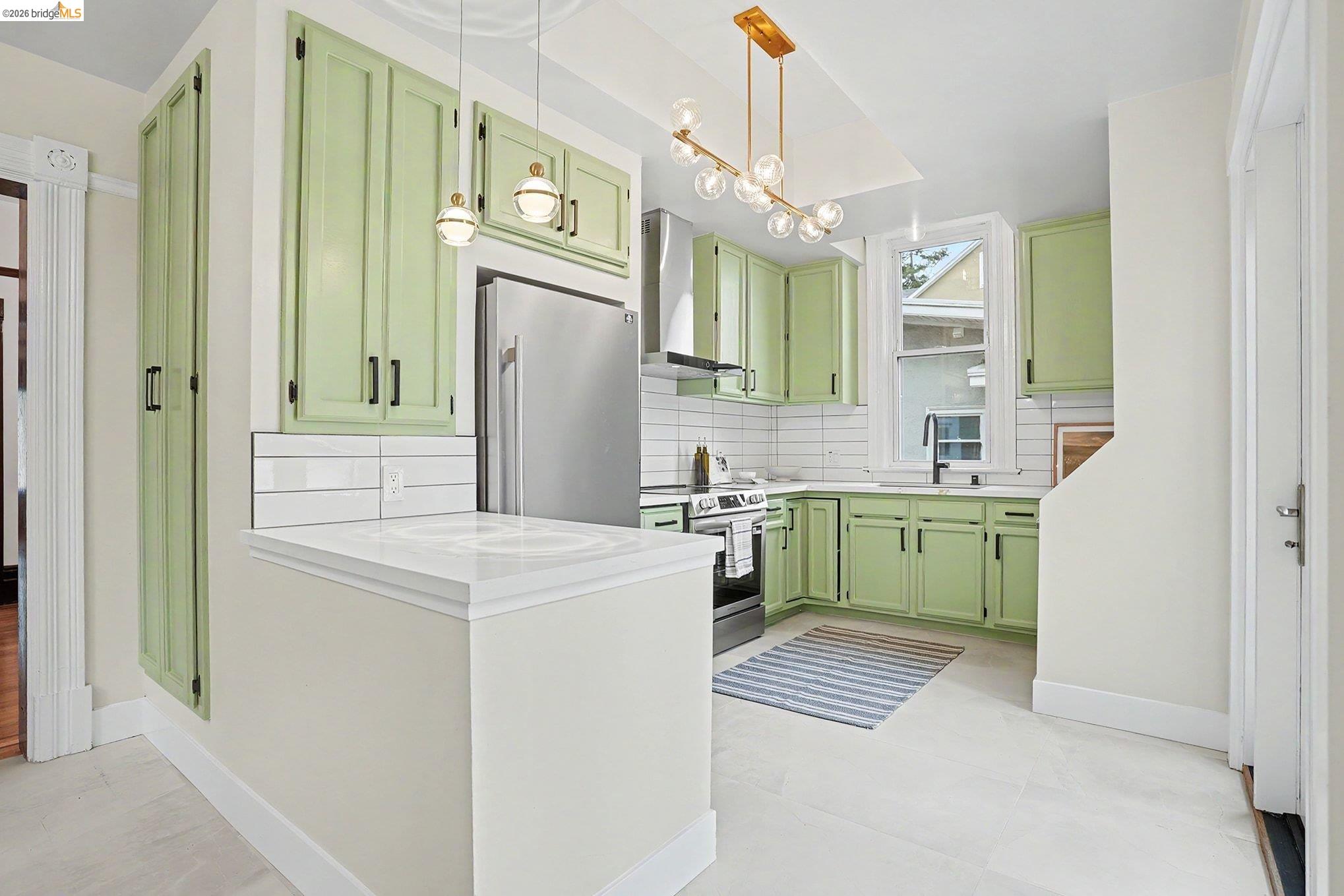 865 Cedar Street Alameda, CA 94501 - Photo 17 of 51