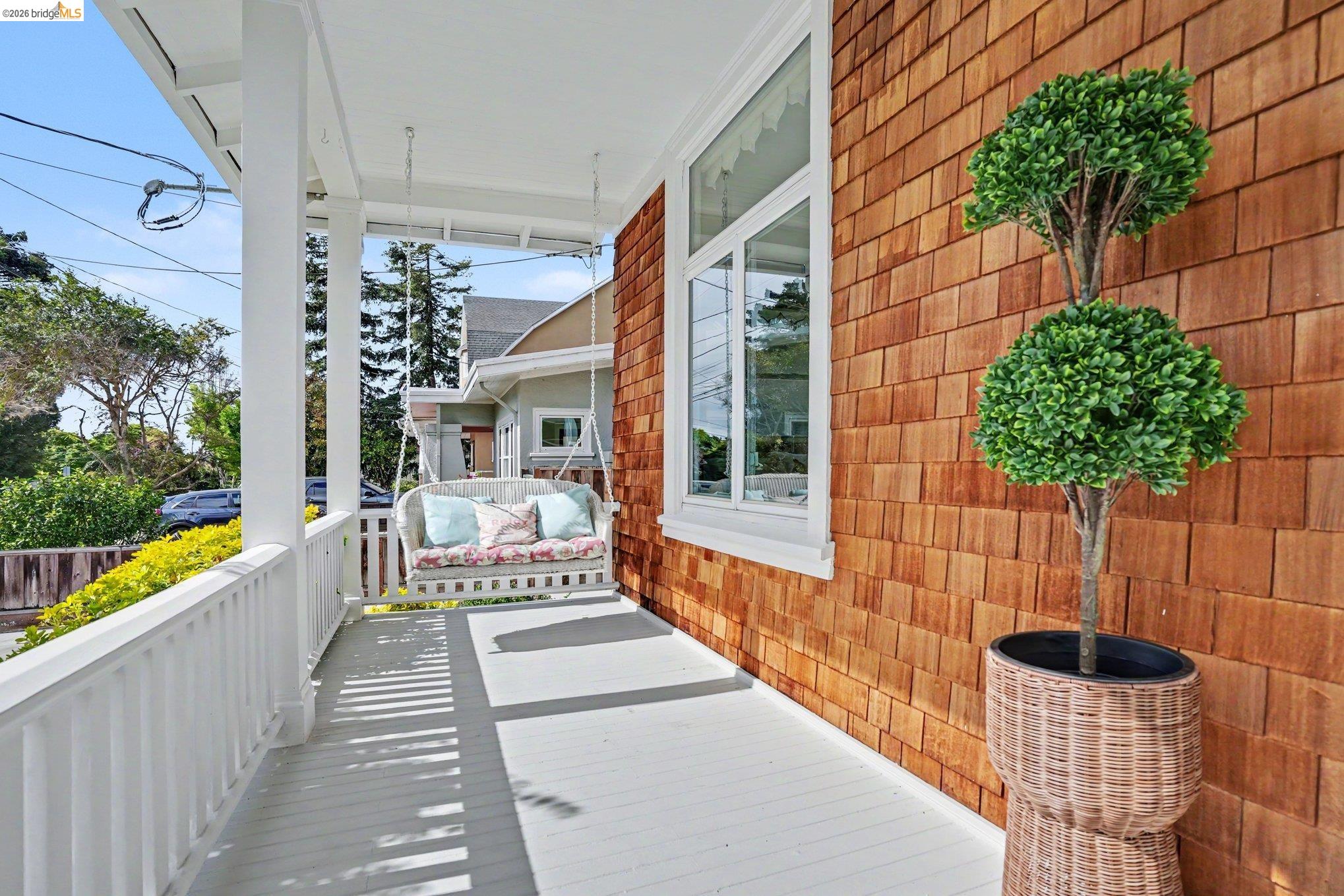 865 Cedar Street Alameda, CA 94501 - Photo 7 of 51