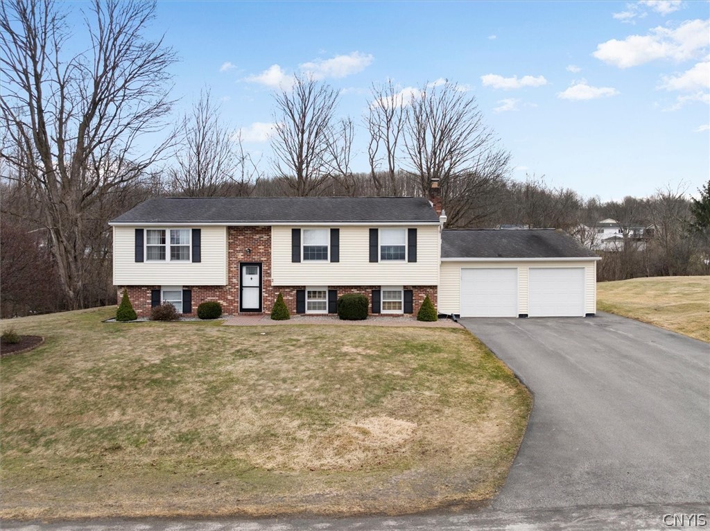 2 Clintonview Road New Hartford, NY 13413 - Photo 2 of 33