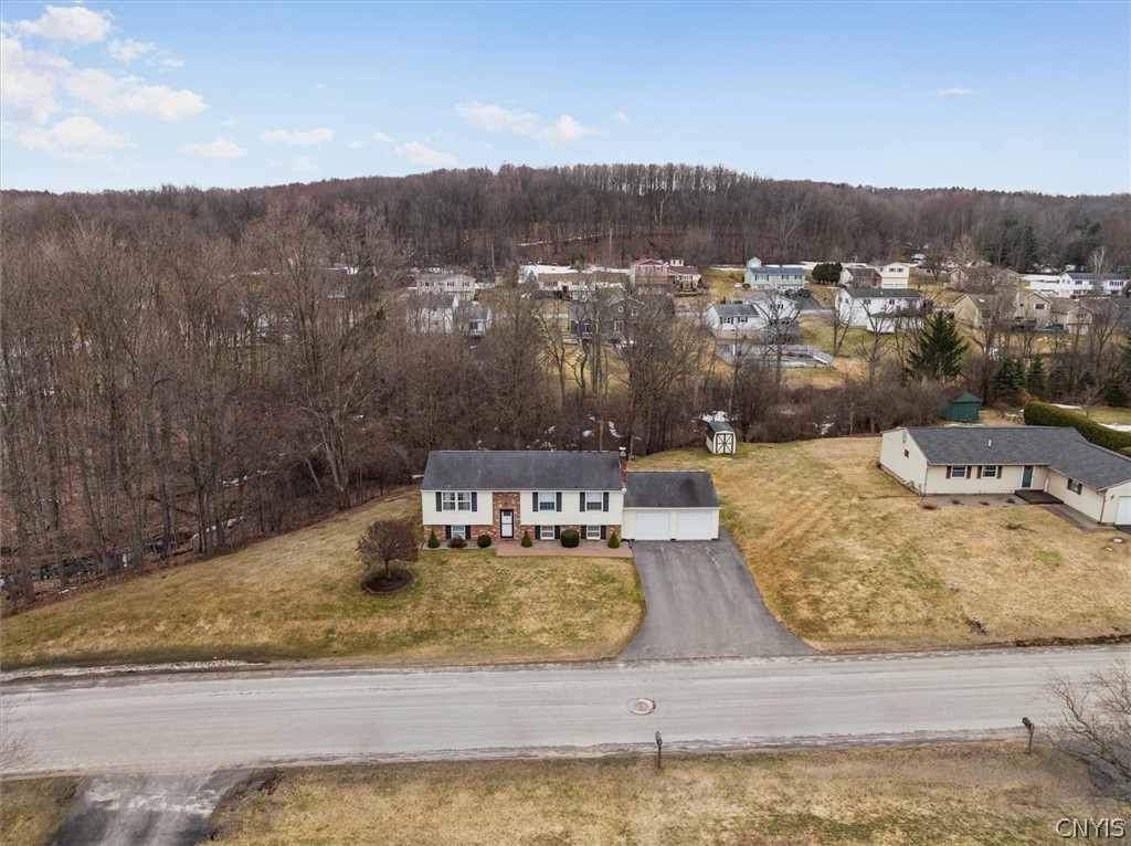 2 Clintonview Road New Hartford, NY 13413 - Photo 3 of 33