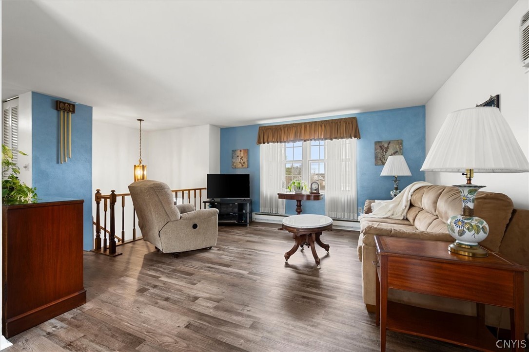 2 Clintonview Road New Hartford, NY 13413 - Photo 7 of 33