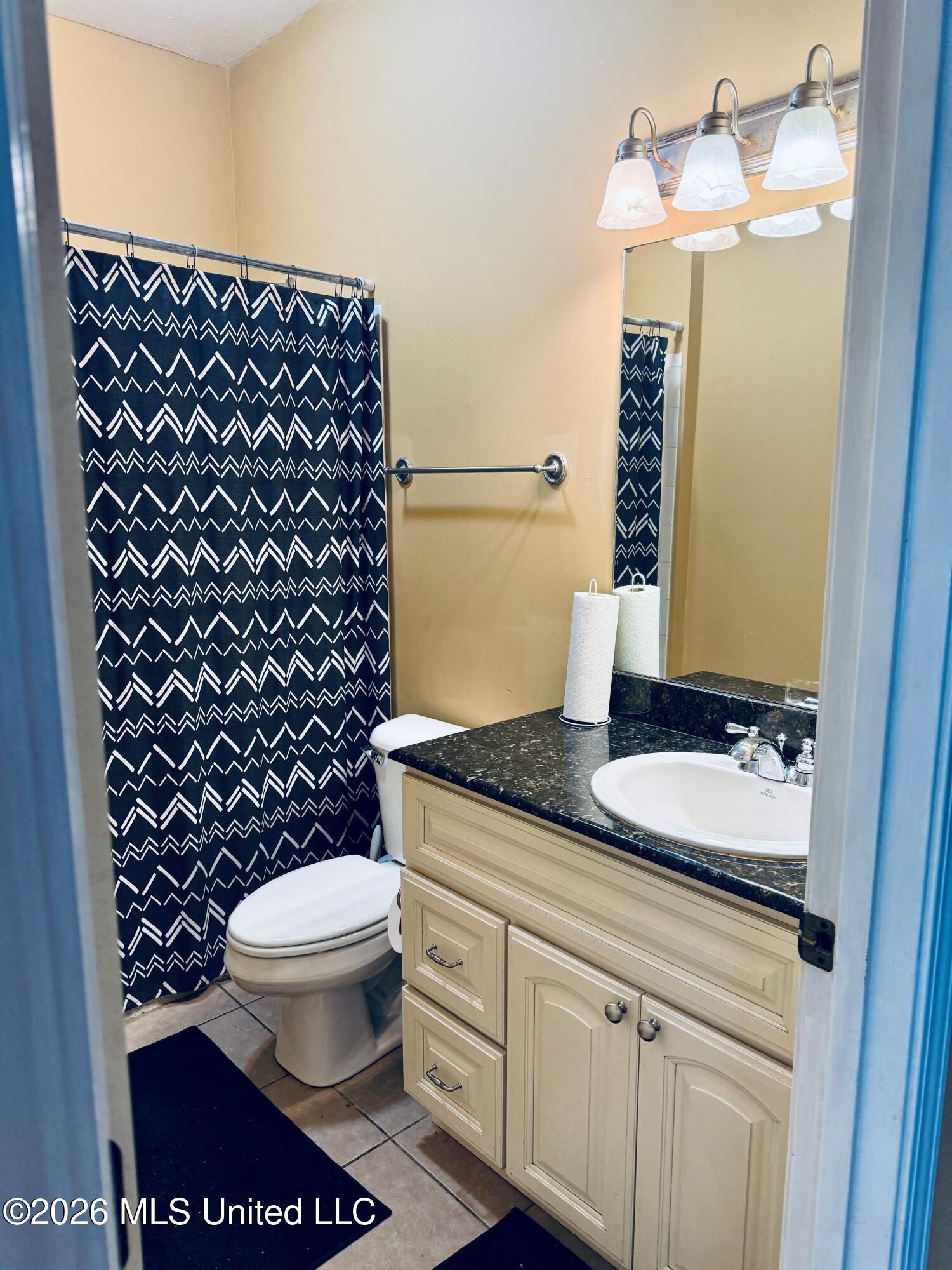 104 Silver Ridge Lane Pearl, MS 39208 - Photo 13 of 30 104.Guest Bath