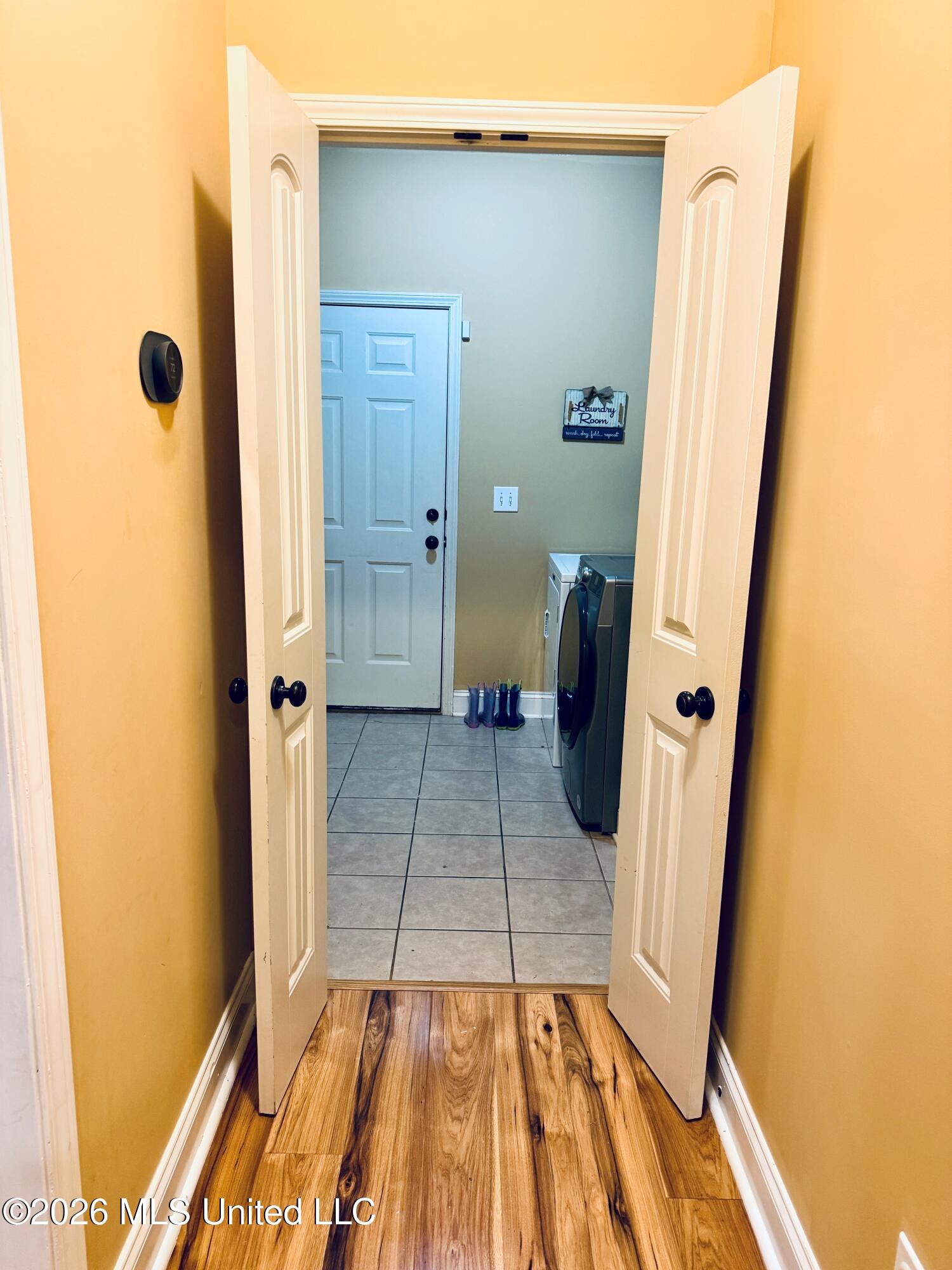 104 Silver Ridge Lane Pearl, MS 39208 - Photo 28 of 30 104.Laundry