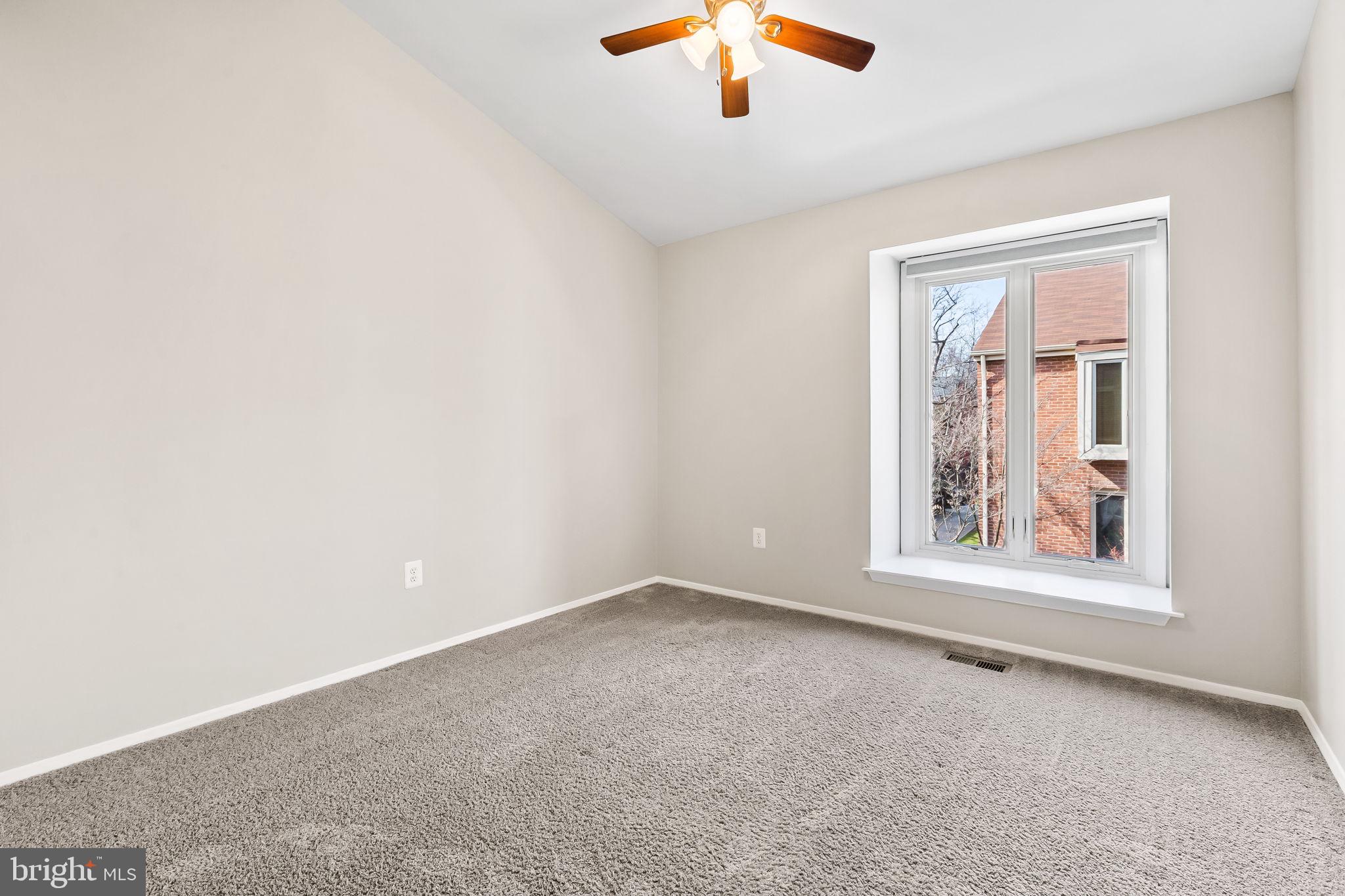 261 Waxter Way Baltimore, MD 21217 - Photo 23 of 45