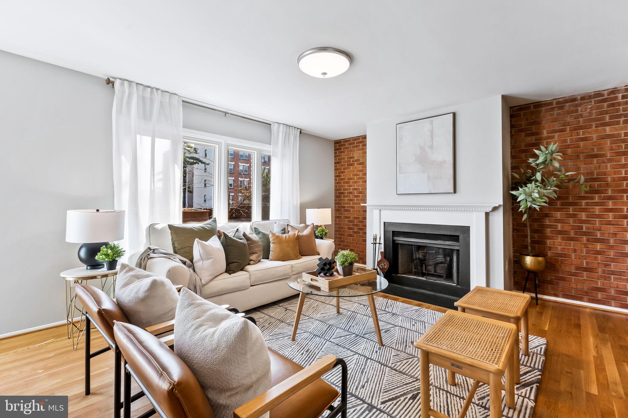 261 Waxter Way Baltimore, MD 21217 - Photo 4 of 45