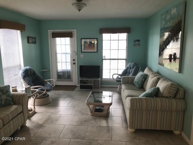 129 Southfields Road, Unit B Panama City Beach, FL 32413 - Photo 5 of 17 Gallery Image 5