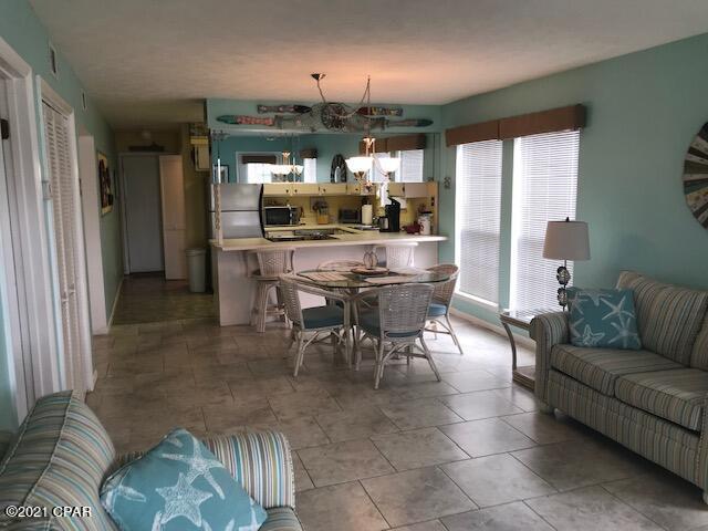 129 Southfields Road, Unit B Panama City Beach, FL 32413 - Photo 7 of 17 Gallery Image 7