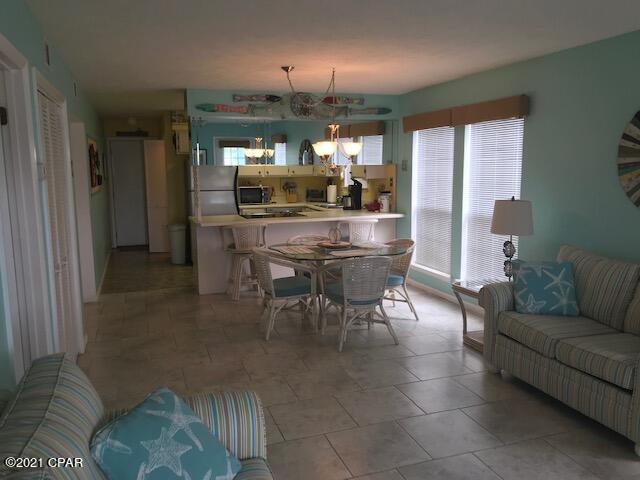 129 Southfields Road, Unit B Panama City Beach, FL 32413 - Photo 8 of 17 Gallery Image 8