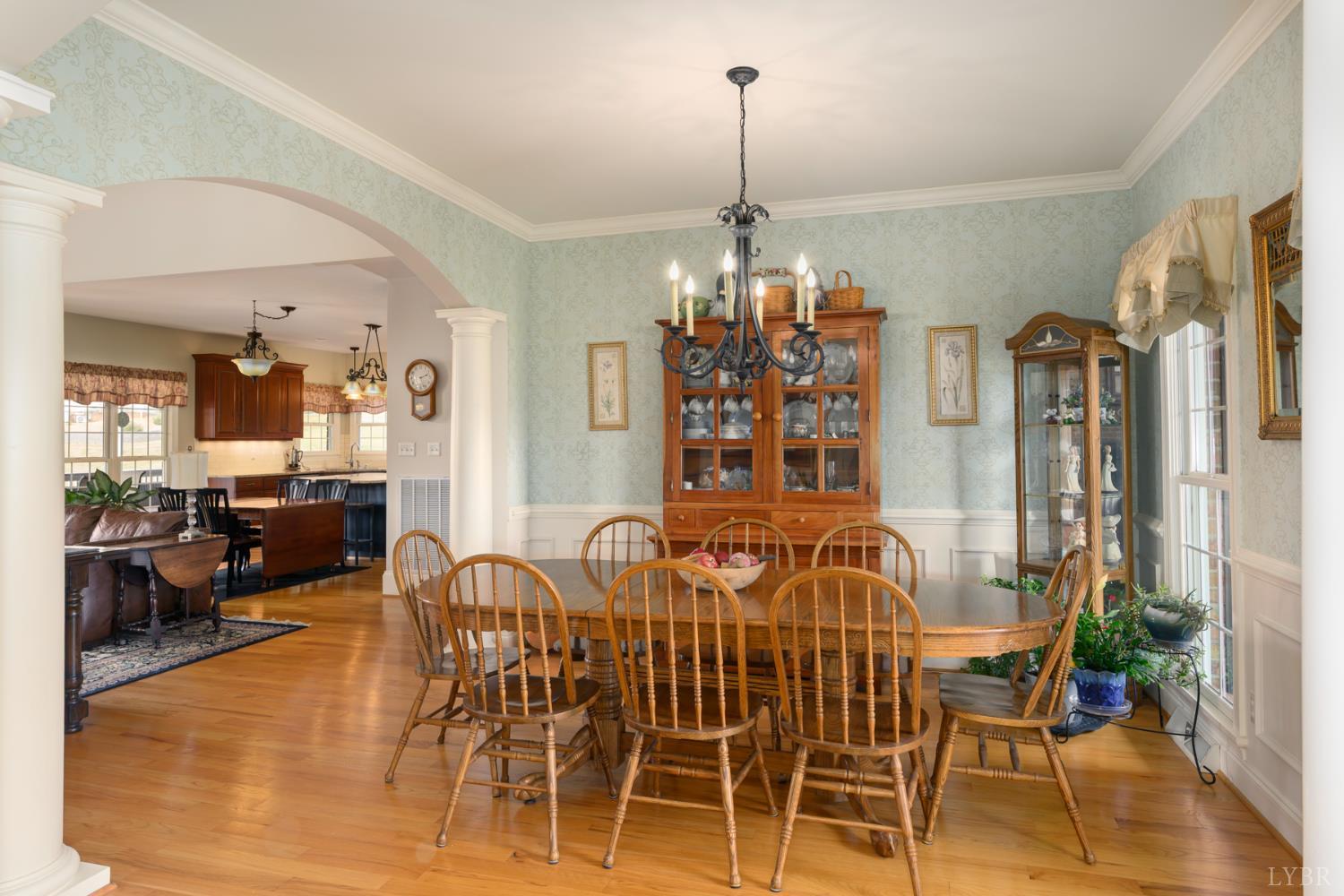302 Longhill Road Goode, VA 24556 - Photo 11 of 41 Gallery Image 11