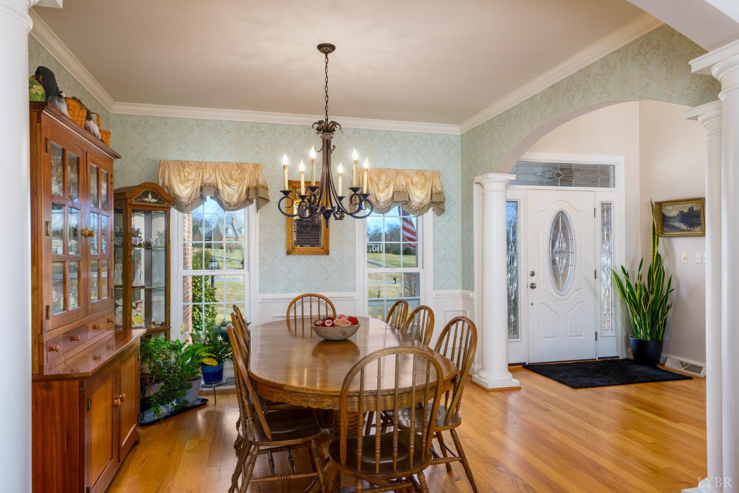 302 Longhill Road Goode, VA 24556 - Photo 12 of 41 Gallery Image 12