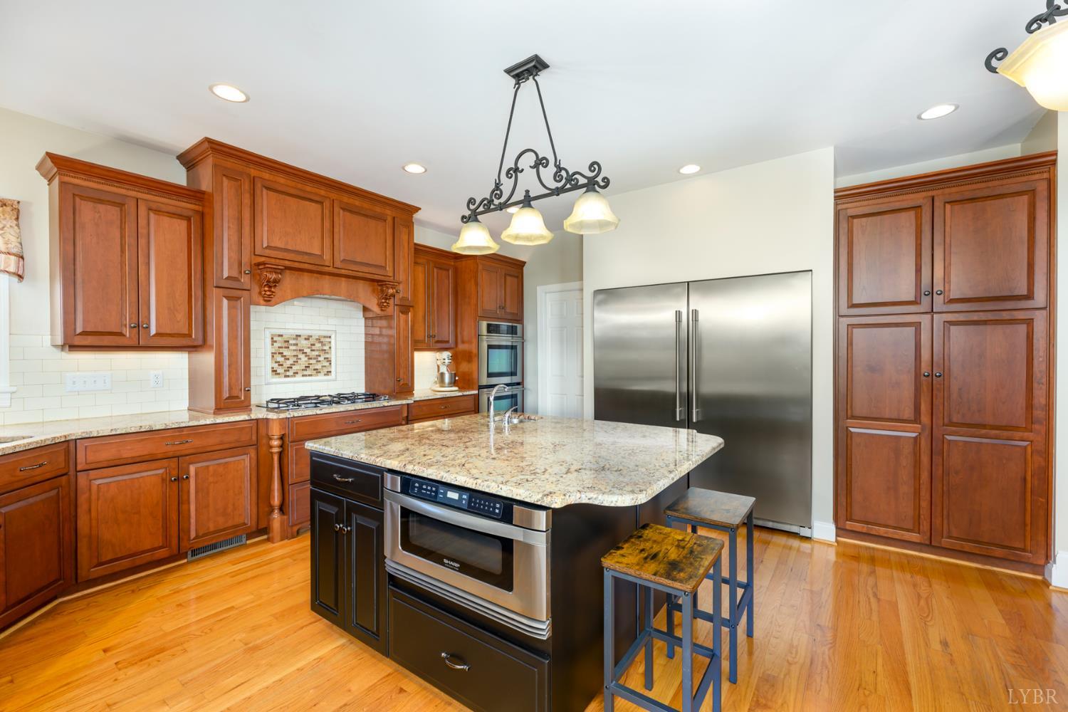 302 Longhill Road Goode, VA 24556 - Photo 13 of 41 Gallery Image 13