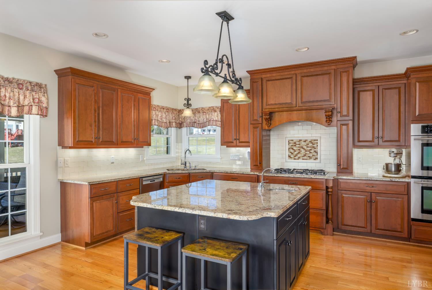 302 Longhill Road Goode, VA 24556 - Photo 33 of 41 Gallery Image 33
