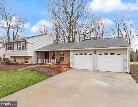 $825,000 | 6027 Ridge Ford Drive, Burke, VA 22015
