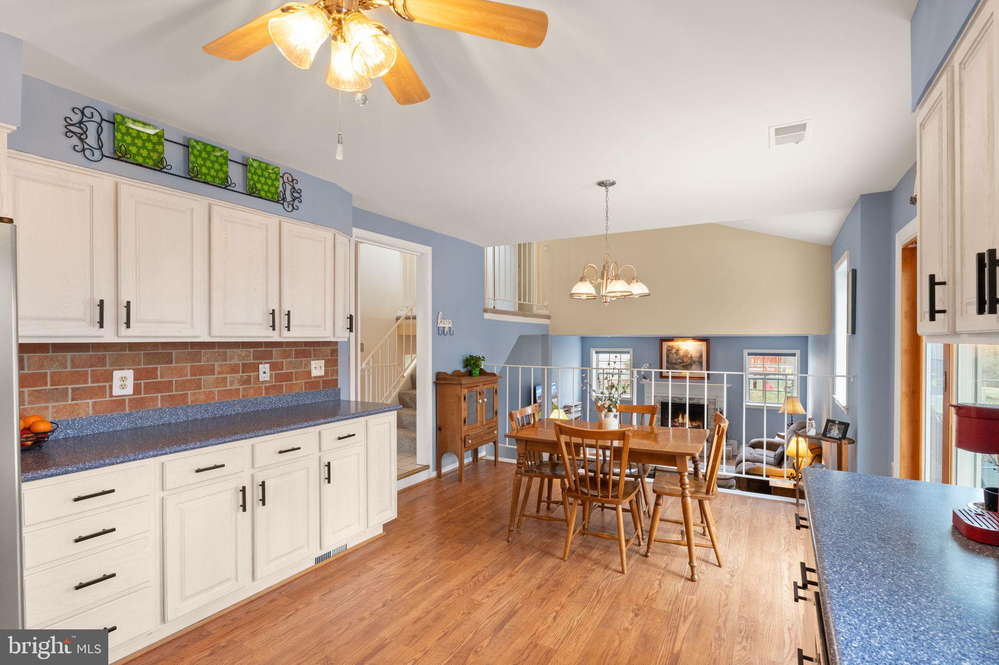 6027 Ridge Ford Drive Burke, VA 22015 - Photo 23 of 74