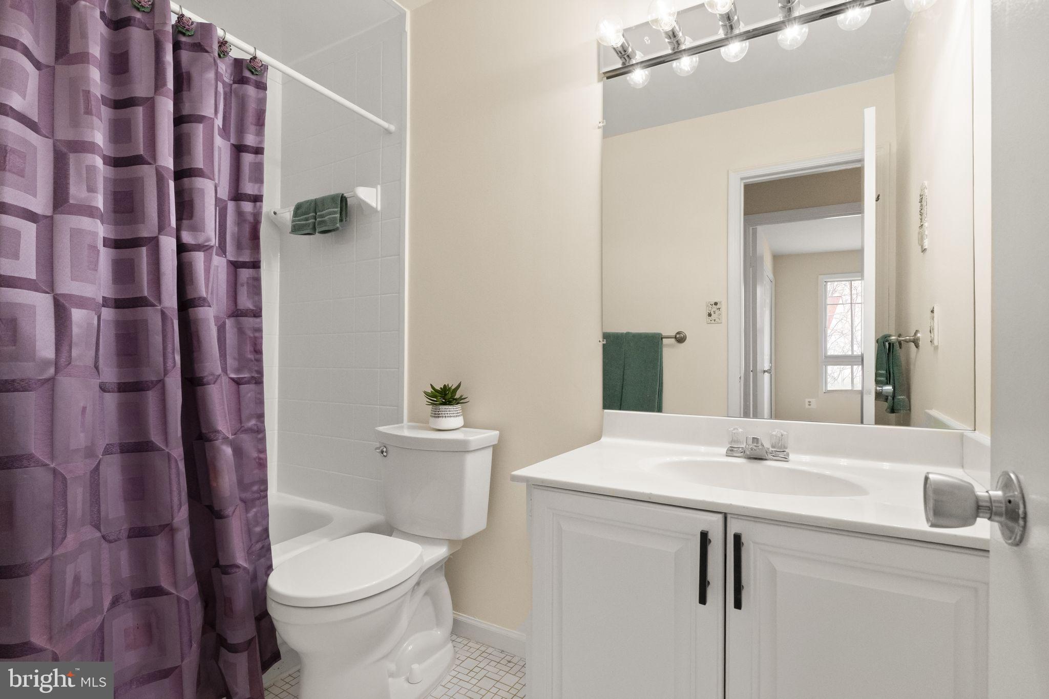 6027 Ridge Ford Drive Burke, VA 22015 - Photo 42 of 74 second upper level full bath