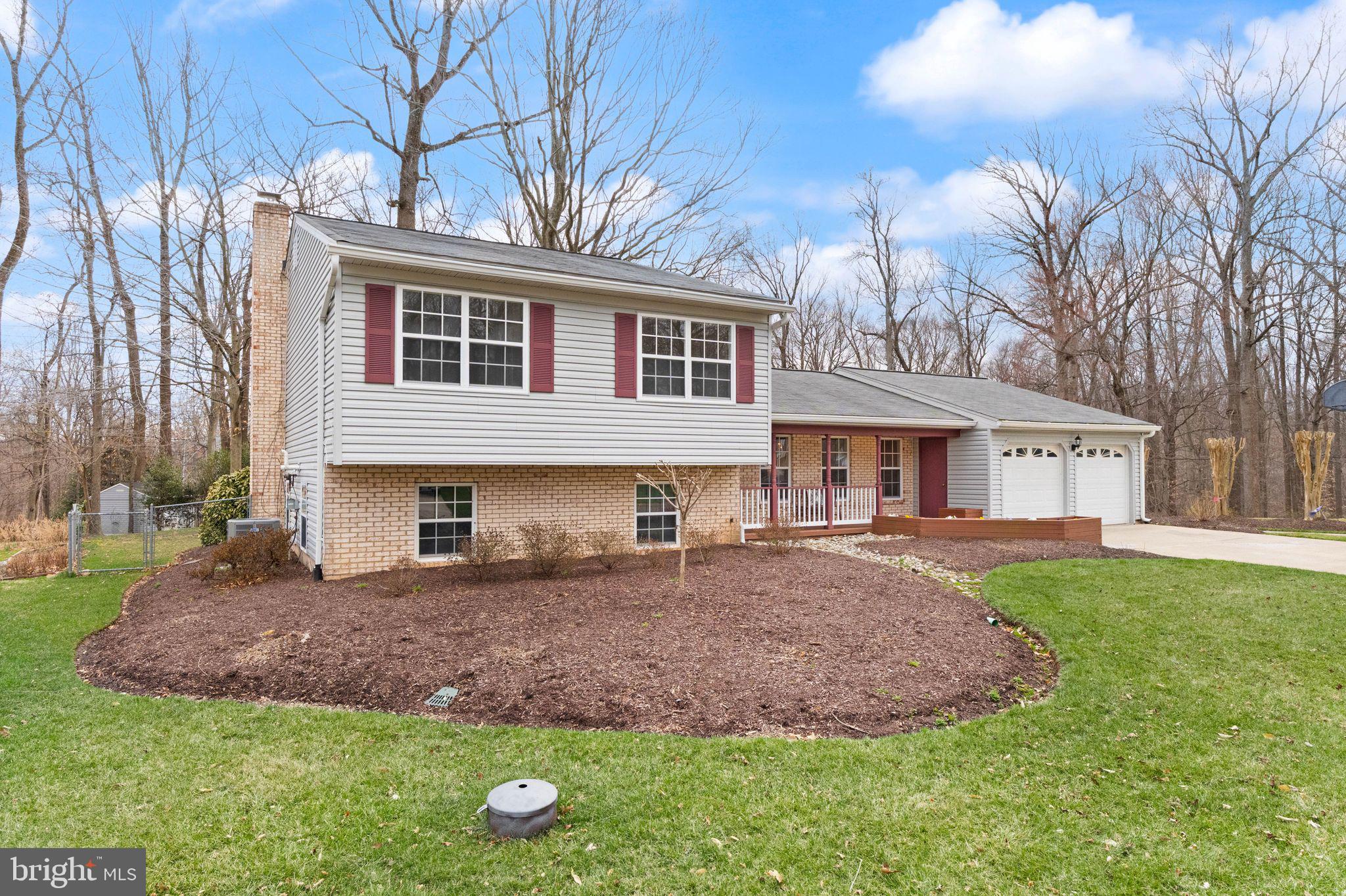 6027 Ridge Ford Drive Burke, VA 22015 - Photo 6 of 74 endless gardening opportunity