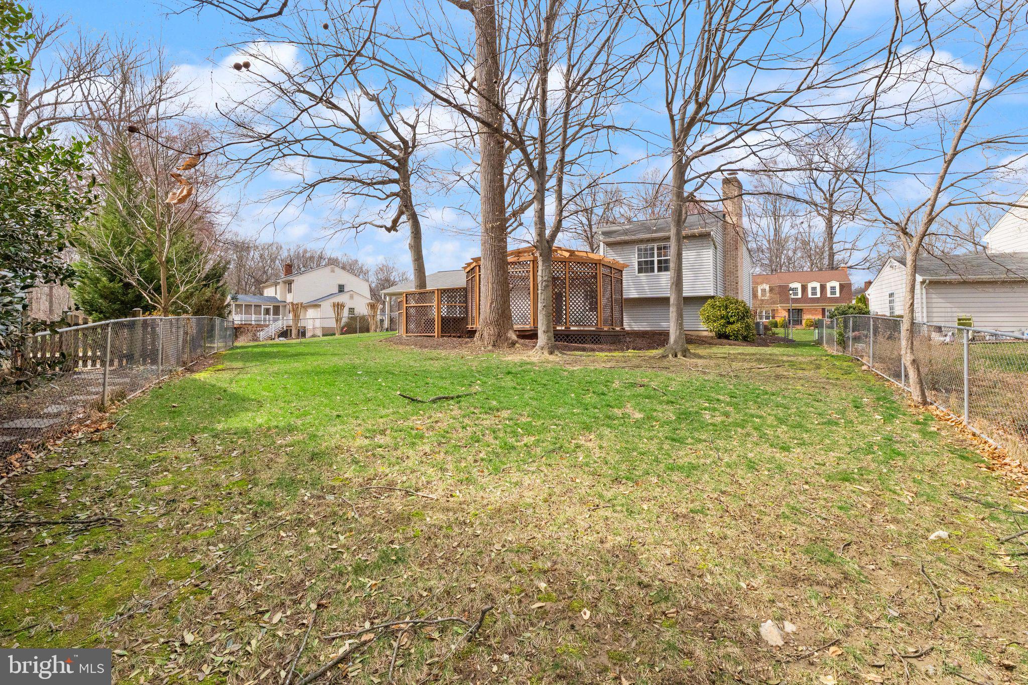 6027 Ridge Ford Drive Burke, VA 22015 - Photo 62 of 74 private large fenced yard