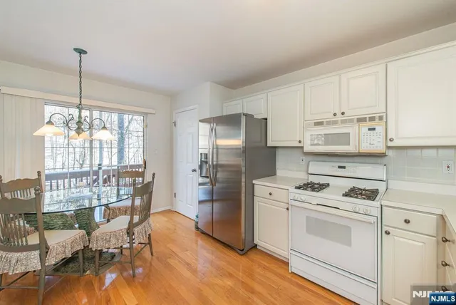 $689,000 | 19 Morning Watch Road, Wayne, NJ 07470