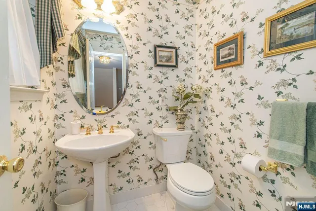 $689,000 | 19 Morning Watch Road, Wayne, NJ 07470