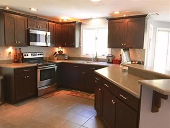 37 Millfarm Road, Unit 37 Stoughton, MA 02072 - Photo 7 of 18