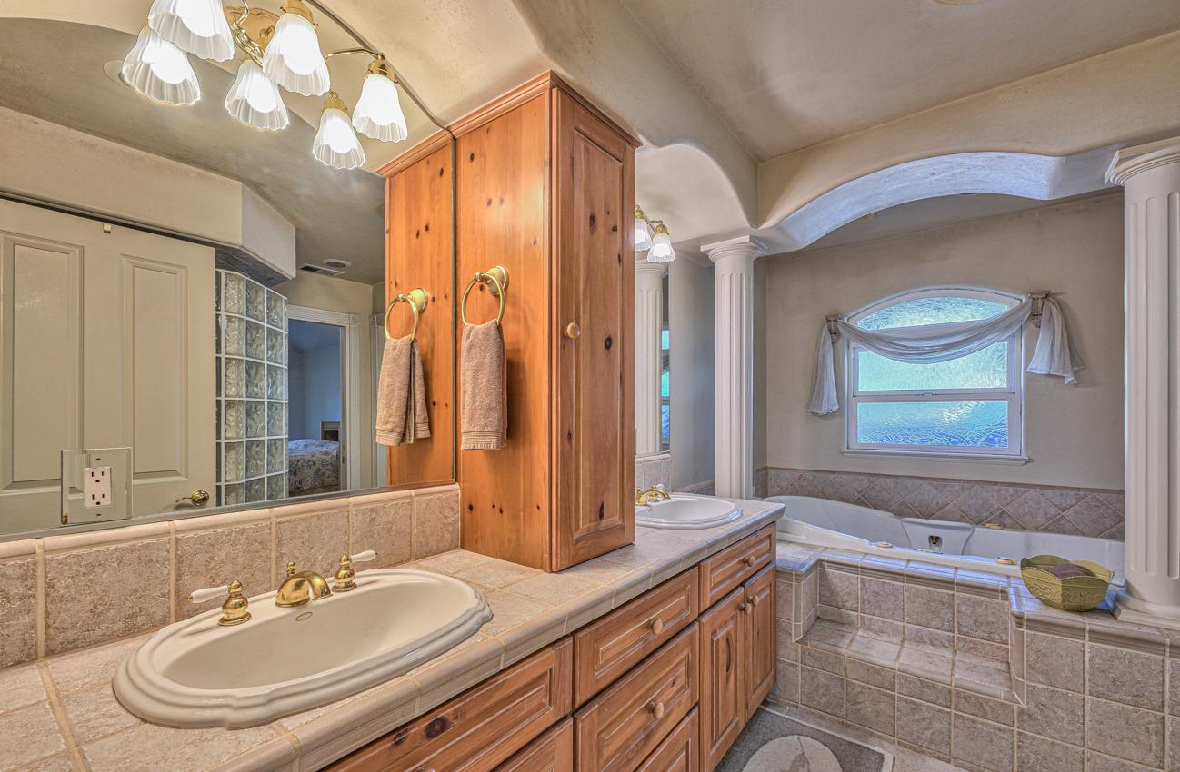 8999 Oak Road Salinas, CA 93907 - Photo 20 of 27 Gallery Image 20