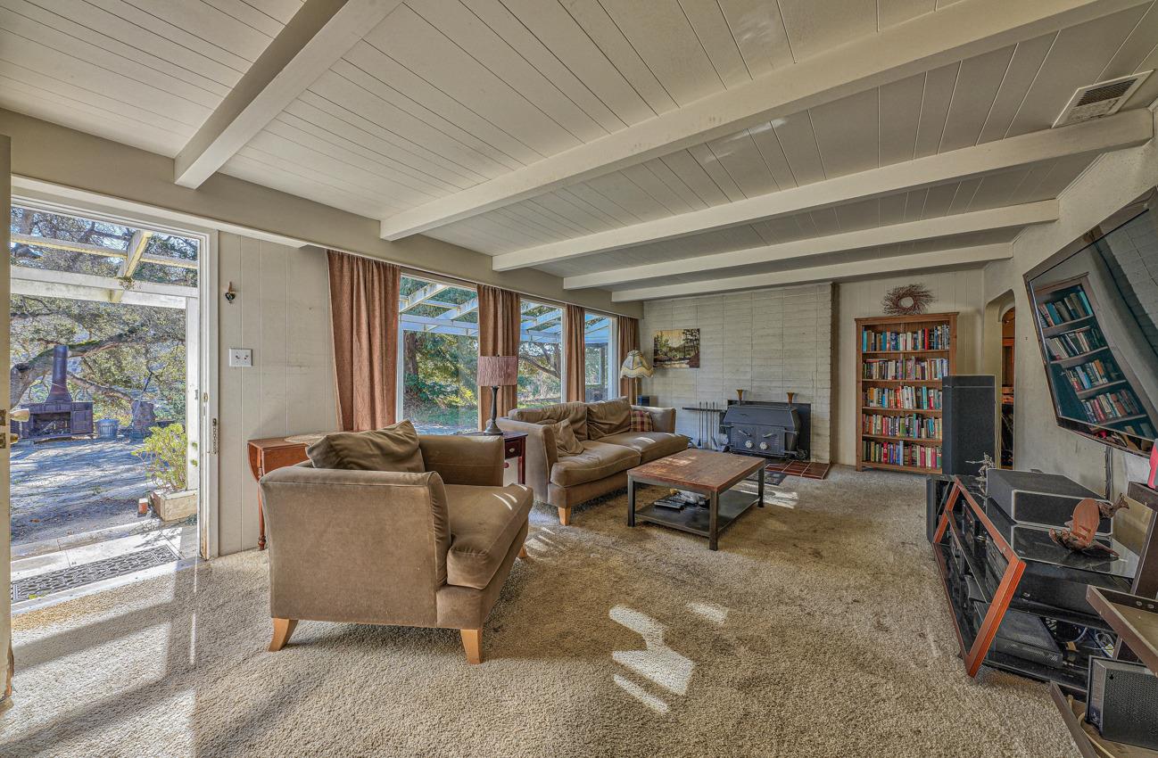 8999 Oak Road Salinas, CA 93907 - Photo 5 of 27 Gallery Image 5