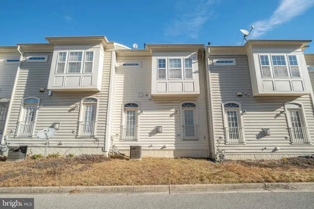 $3,100 | 23329 Brewers Tavern Way, Clarksburg, MD 20871