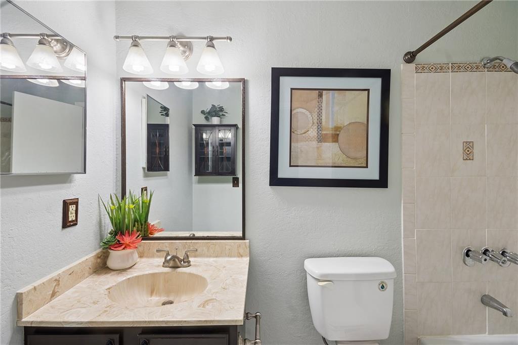 6900 Roswell Road, Unit B5 Sandy Springs, GA 30328 - Photo 11 of 33 Gallery Image 11