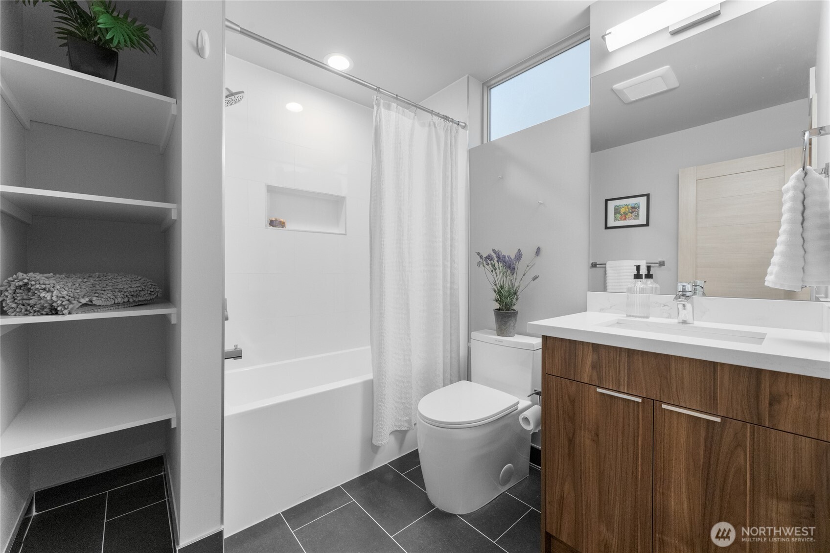 814 Northwest 54th Street, Unit A Seattle, WA 98107 - Photo 4 of 27