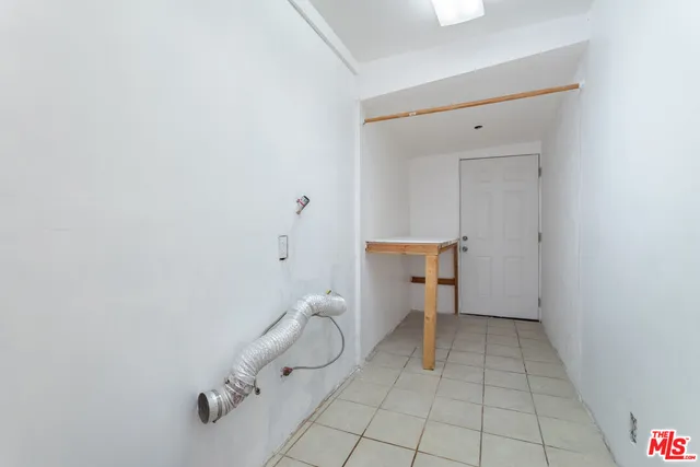 a bathroom with a toilet