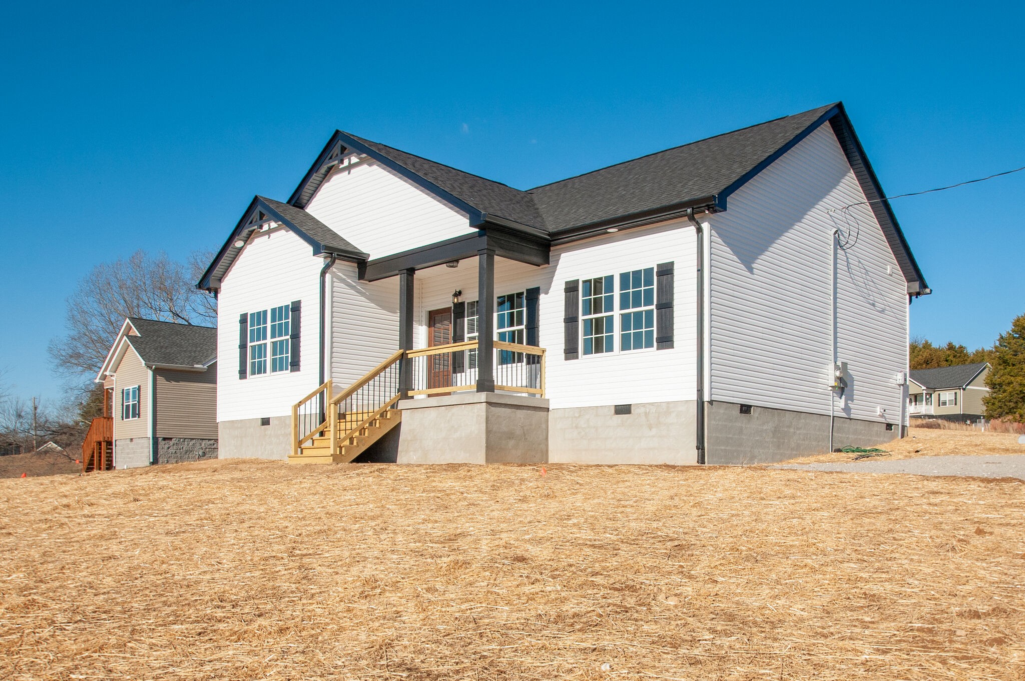 524 Matlock Road Charlotte, TN 37036 - Photo 2 of 25 Gallery Image 2