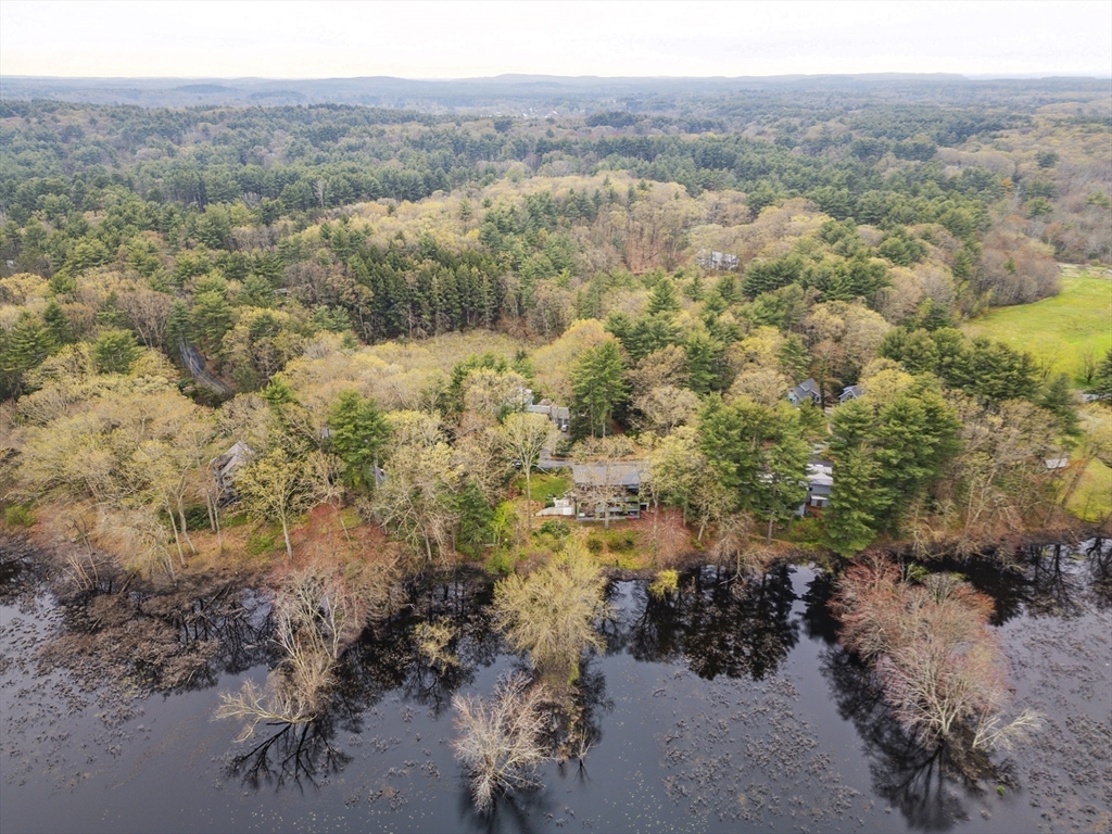 185 Heaths Bridge Road Concord, MA 01742 - Photo 17 of 38 Gallery Image 17