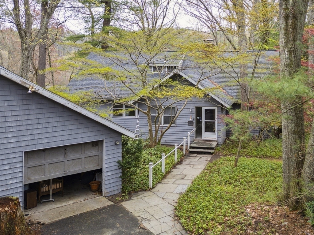 185 Heaths Bridge Road Concord, MA 01742 - Photo 18 of 38 Gallery Image 18