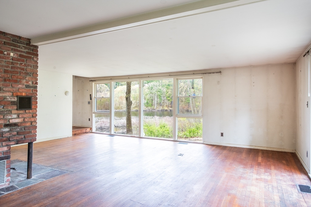 185 Heaths Bridge Road Concord, MA 01742 - Photo 34 of 38 Gallery Image 34