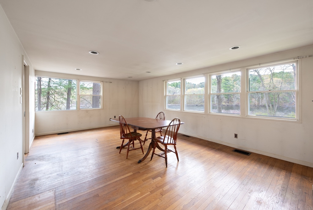 185 Heaths Bridge Road Concord, MA 01742 - Photo 35 of 38 Gallery Image 35