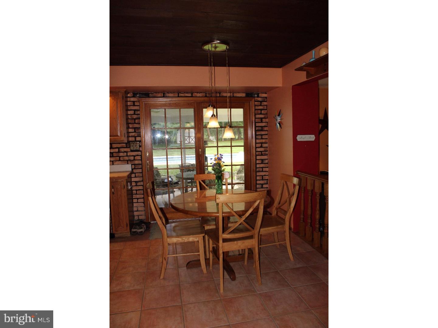 1260 Orchid Road Warminster, PA 18974 - Photo 9 of 24 Gallery Image 9