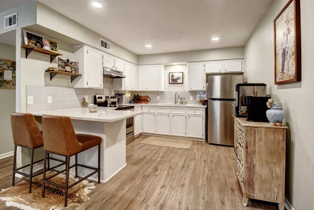 $284,500 | 504 Hickory Street, Smithville, TX 78957