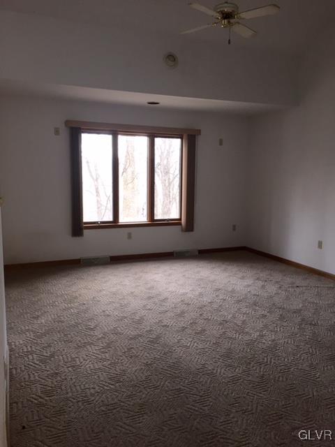 3187 Chestnut Hill Road Center Valley, PA 18034 - Photo 17 of 38 Gallery Image 17