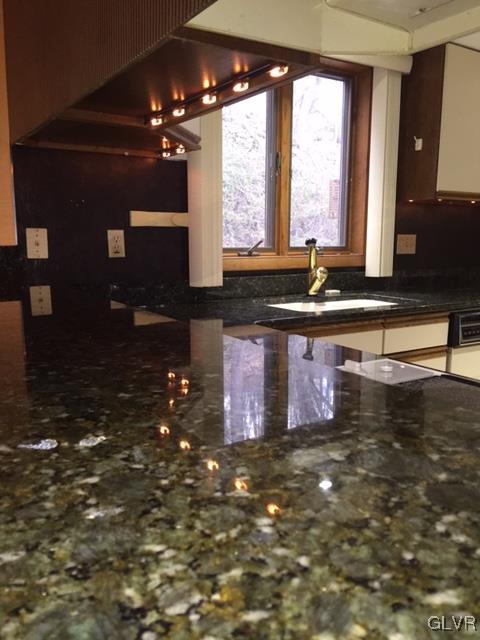 3187 Chestnut Hill Road Center Valley, PA 18034 - Photo 21 of 38 Gallery Image 21