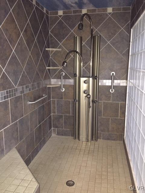 3187 Chestnut Hill Road Center Valley, PA 18034 - Photo 29 of 38 Gallery Image 29