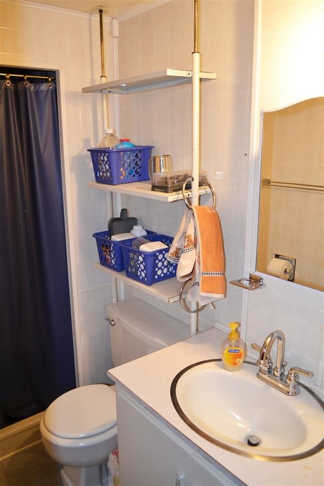 1087 Eisenhower Road Hiawatha, IA 52233 - Photo 2 of 20 Gallery Image 2