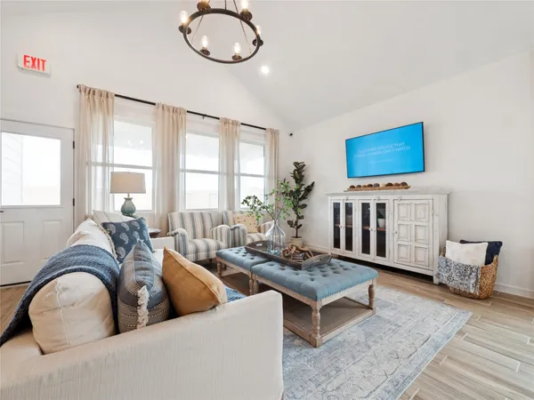 $349,000 | 510 Barnier Street, Montgomery, TX 77356