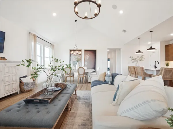 $349,000 | 510 Barnier Street, Montgomery, TX 77356