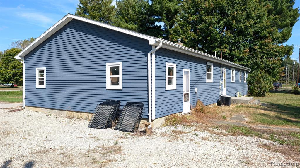 5681 Hanes Road Vassar, MI 48768 - Photo 5 of 19