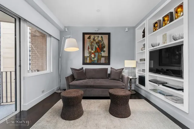 $1,750,000 | 58 West 58th Street, Unit 19A | Midtown Central