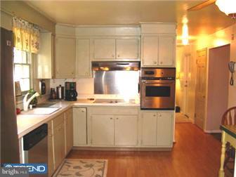 440 Spring Valley Road Media, PA 19063 - Photo 3 of 12 Kitchen