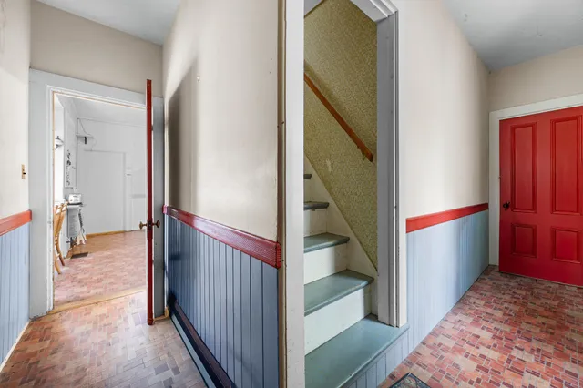 $415,000 | 17 Main Street, Franklin, ME 04634